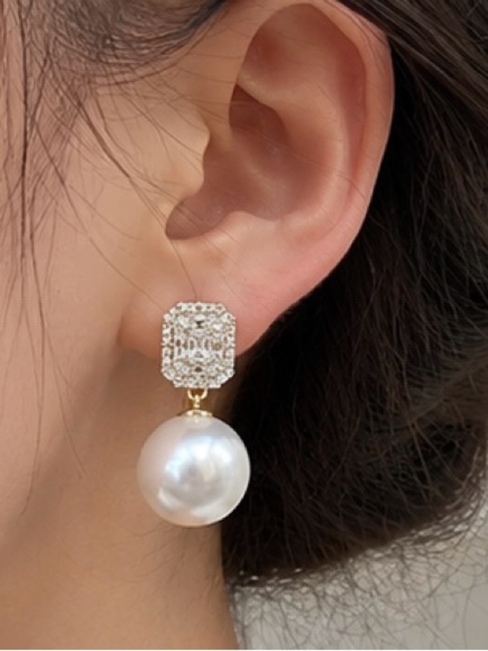 Gold White Pearl Drop Earrings.